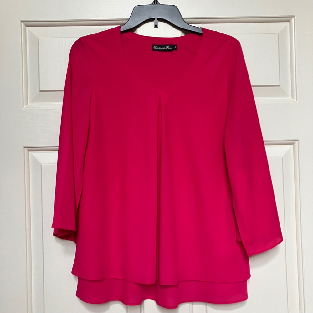 Estelle and Finn Fuchsia V Neck 3/4 Sleeve‎ Crepe Tunic Top Small New Flowy $142